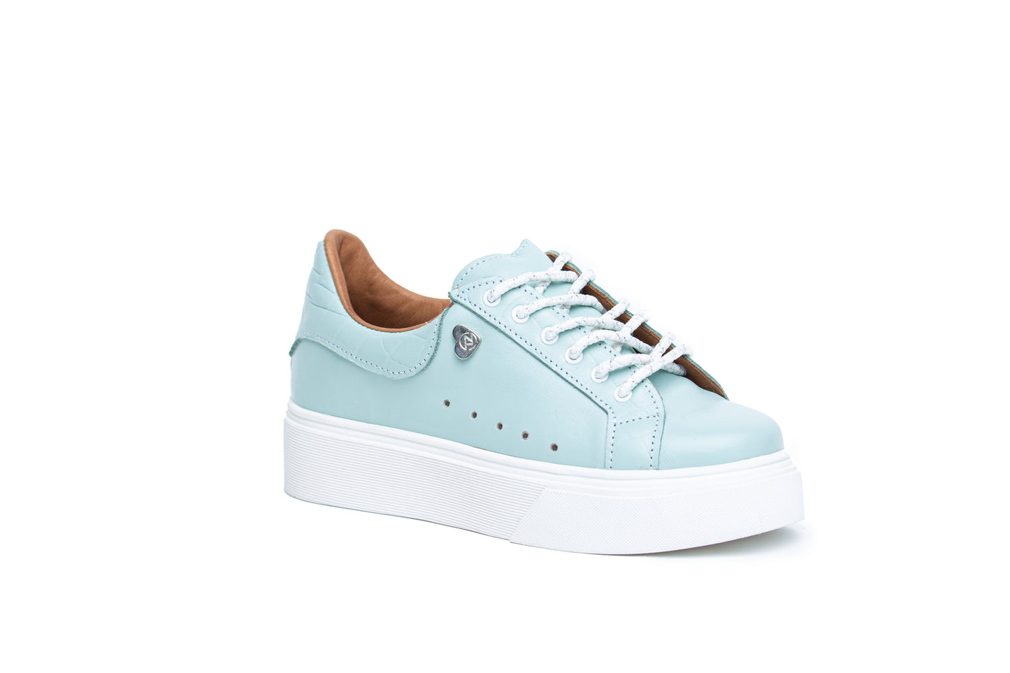 Nut blue