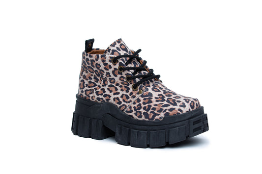 Botin Nell Print